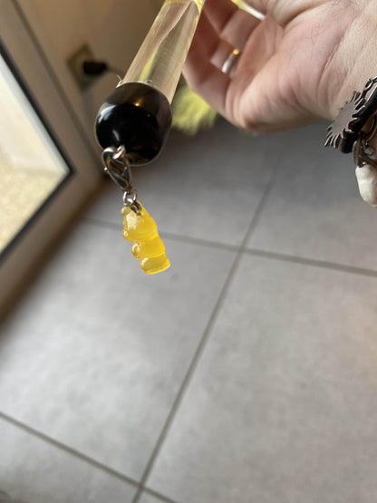Jouet jaune